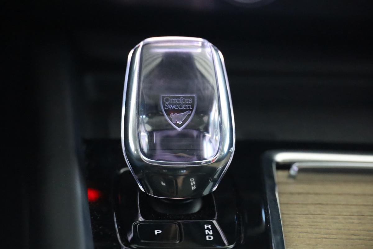 volvo-xc60-2025-hibrido-a-gasolina-1969cc