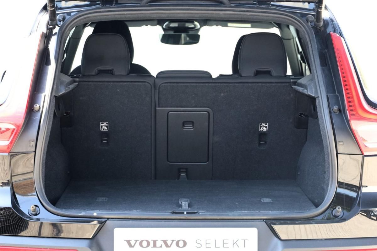 volvo-xc40-2025-gasolina-1969cc