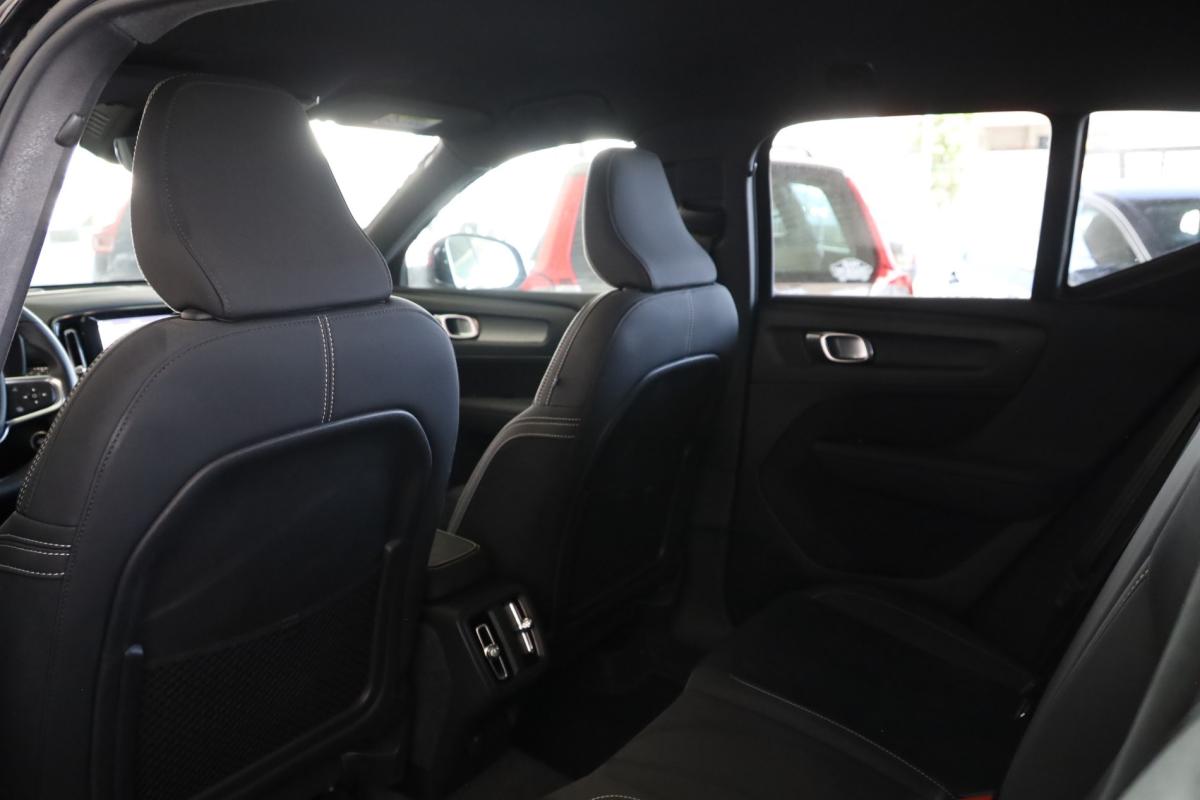 volvo-xc40-2025-gasolina-1969cc