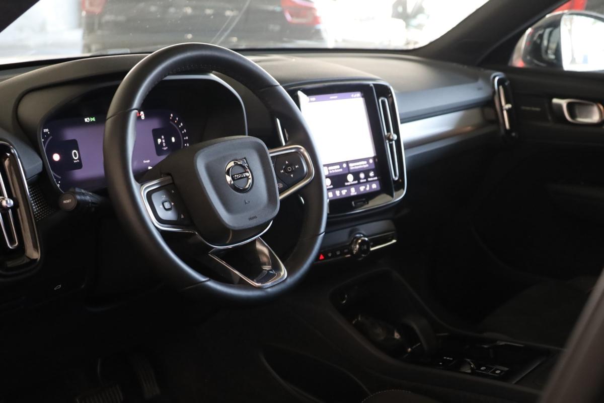 volvo-xc40-2025-gasolina-1969cc
