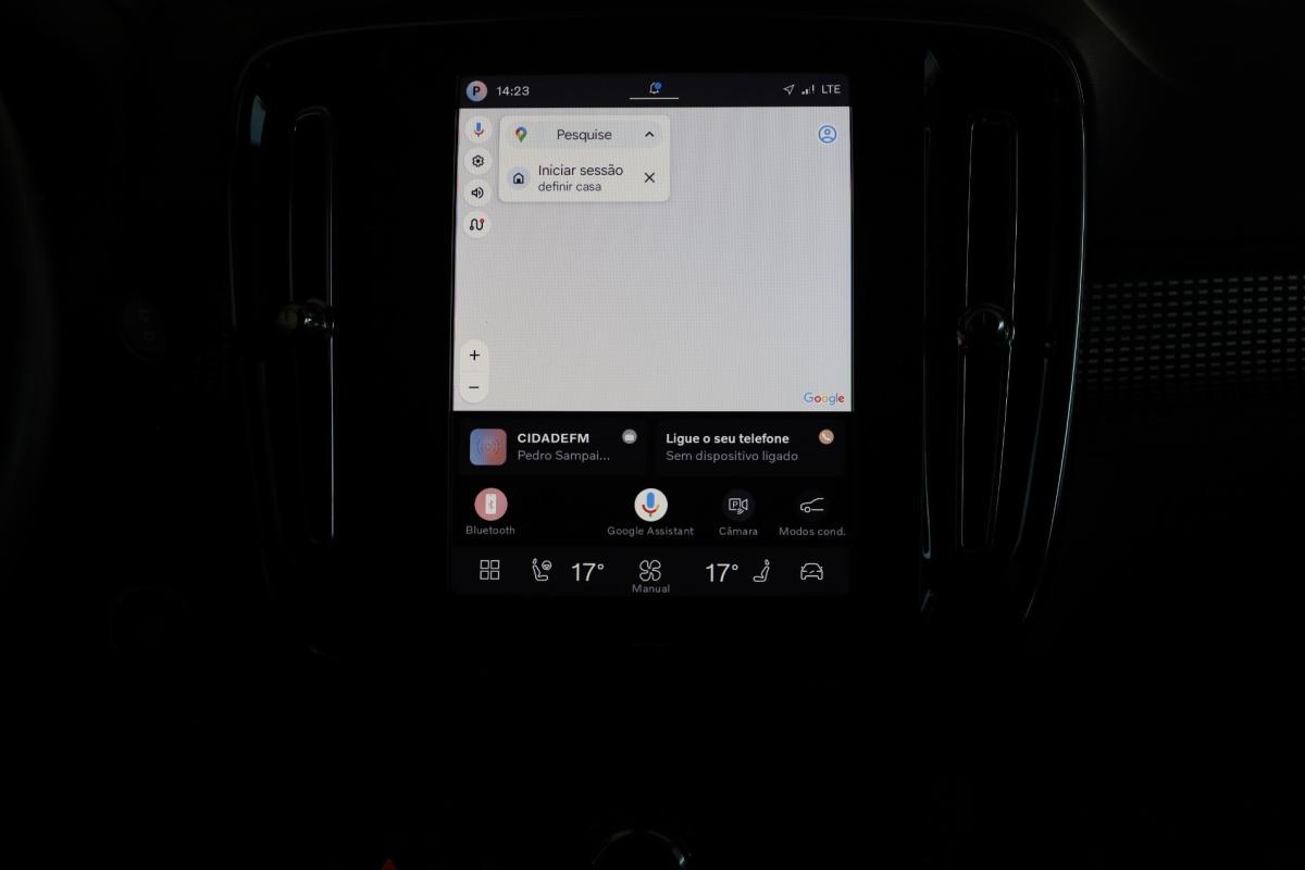 volvo-xc40-2025-gasolina-1969cc