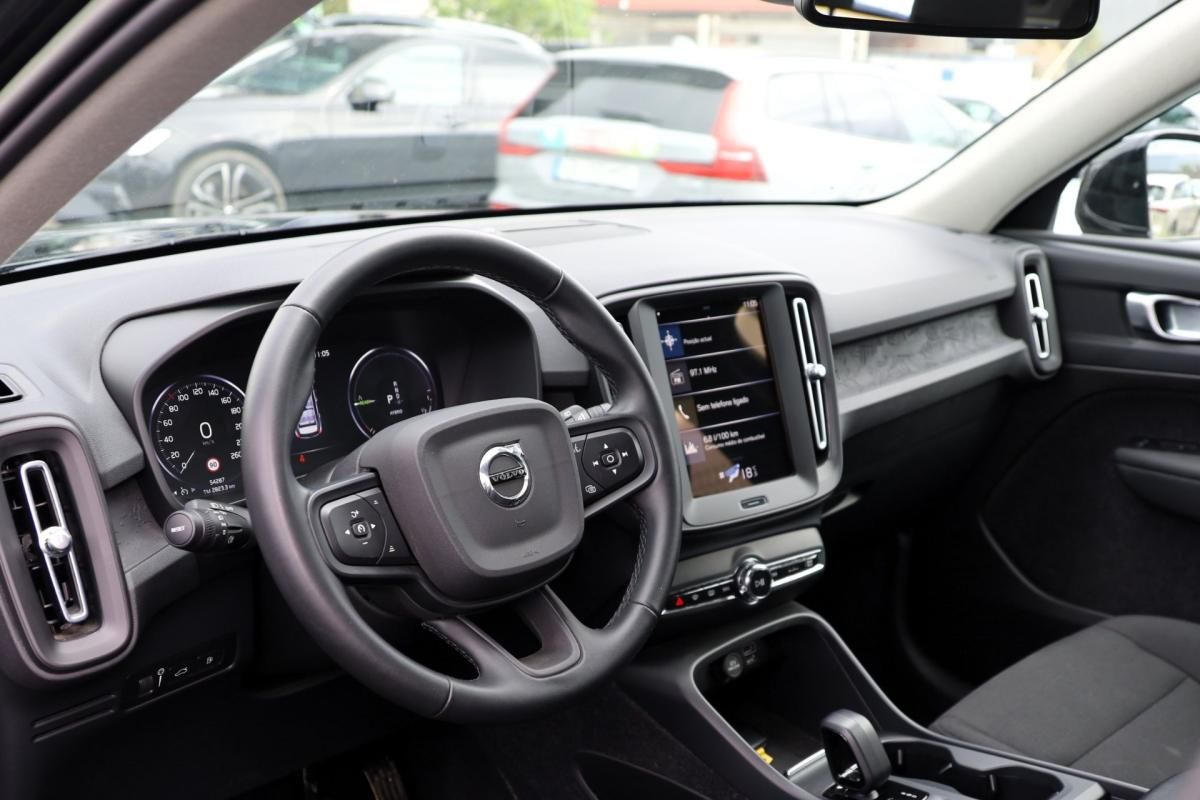volvo-xc40-2022-hibrido-a-gasolina-1477cc
