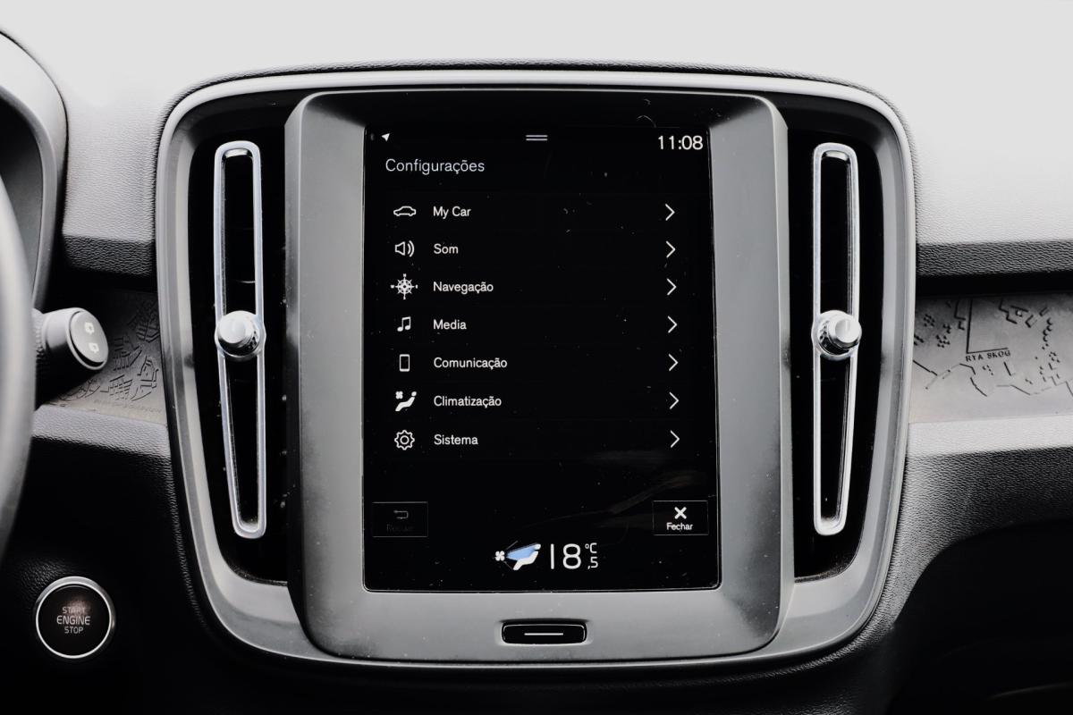 volvo-xc40-2022-hibrido-a-gasolina-1477cc