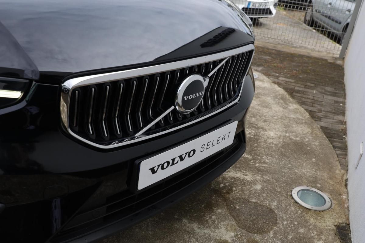 volvo-xc40-2022-hibrido-a-gasolina-1477cc
