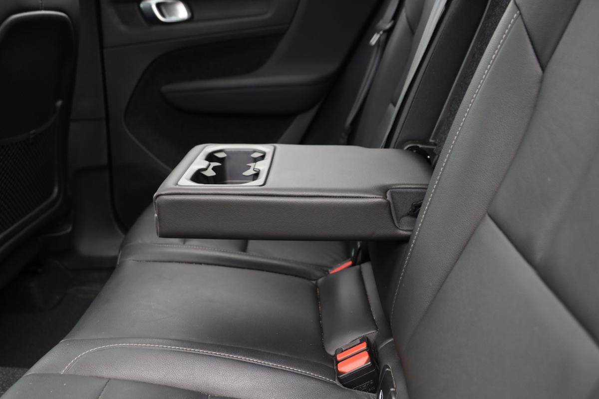 volvo-xc40-2021-gasolina-1969cc