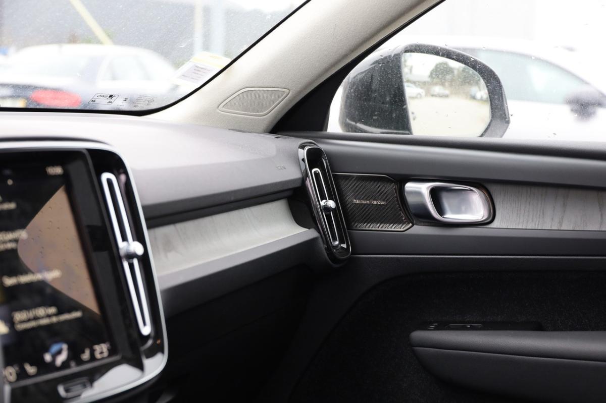volvo-xc40-2021-gasolina-1969cc