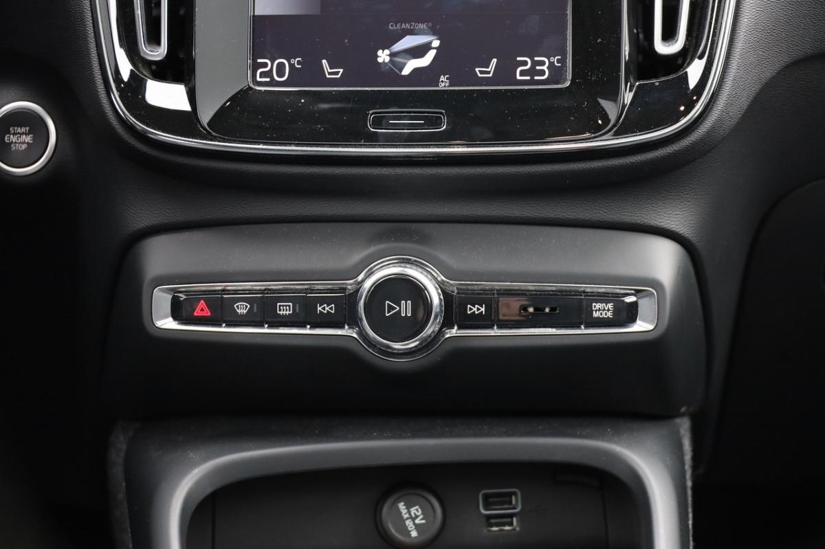 volvo-xc40-2021-gasolina-1969cc