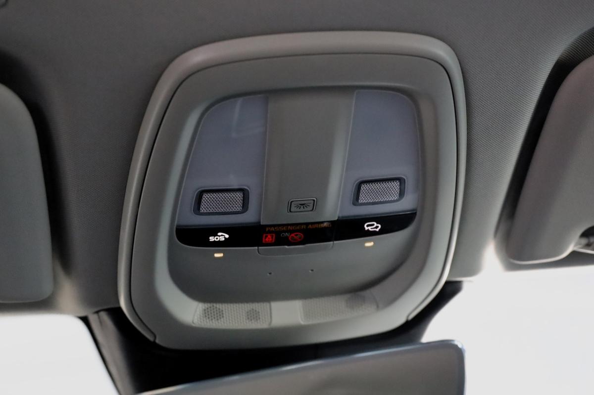 volvo-xc60-2025-hibrido-a-gasolina-1969cc