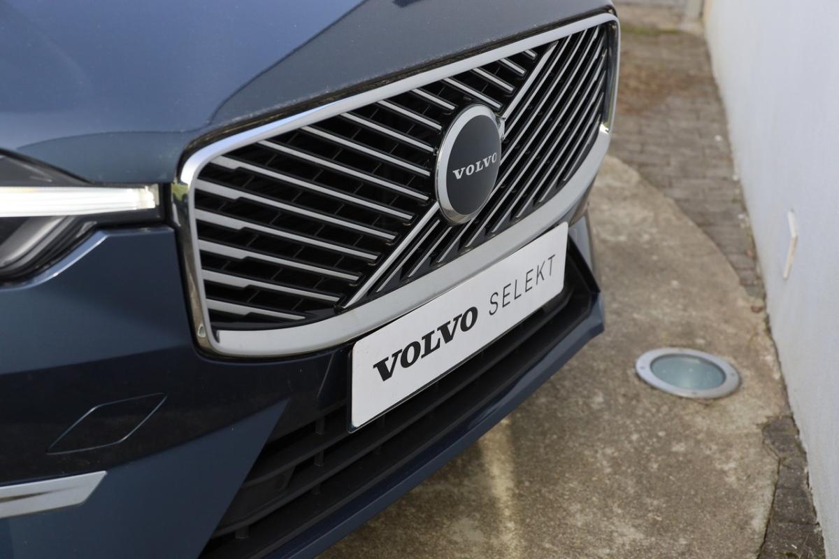 volvo-xc60-2025-hibrido-a-gasolina-1969cc