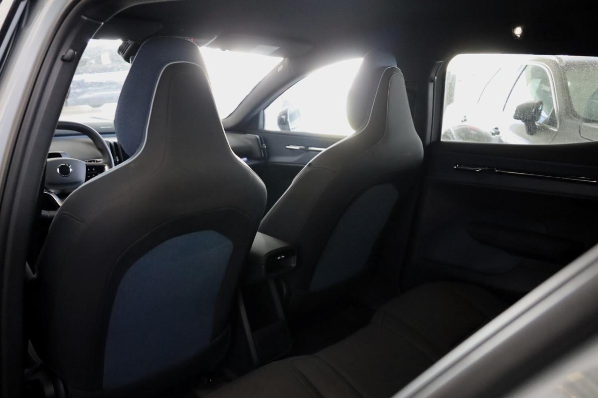 volvo-ex30-2024-eletrico-0cc