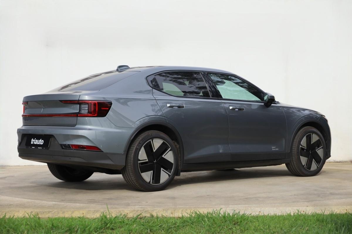 polestar-2-2026-eletrico-0cc