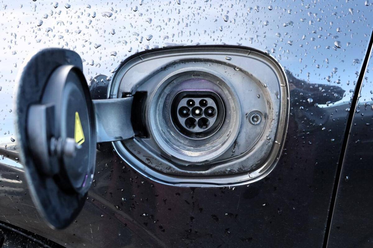 volvo-xc60-2019-hibrido-a-gasolina-1969cc