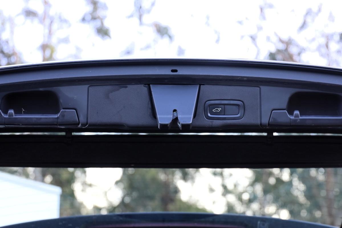 volvo-xc60-2019-hibrido-a-gasolina-1969cc