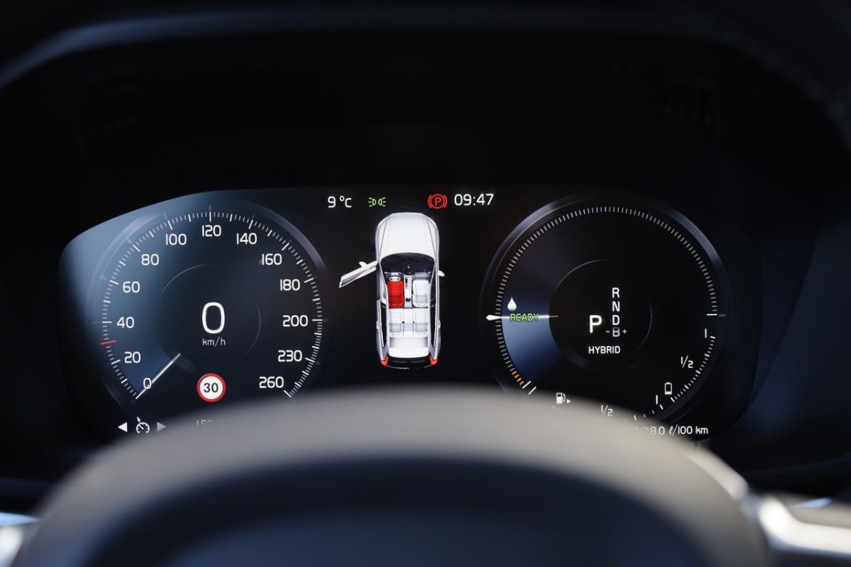 volvo-xc60-2019-hibrido-a-gasolina-1969cc