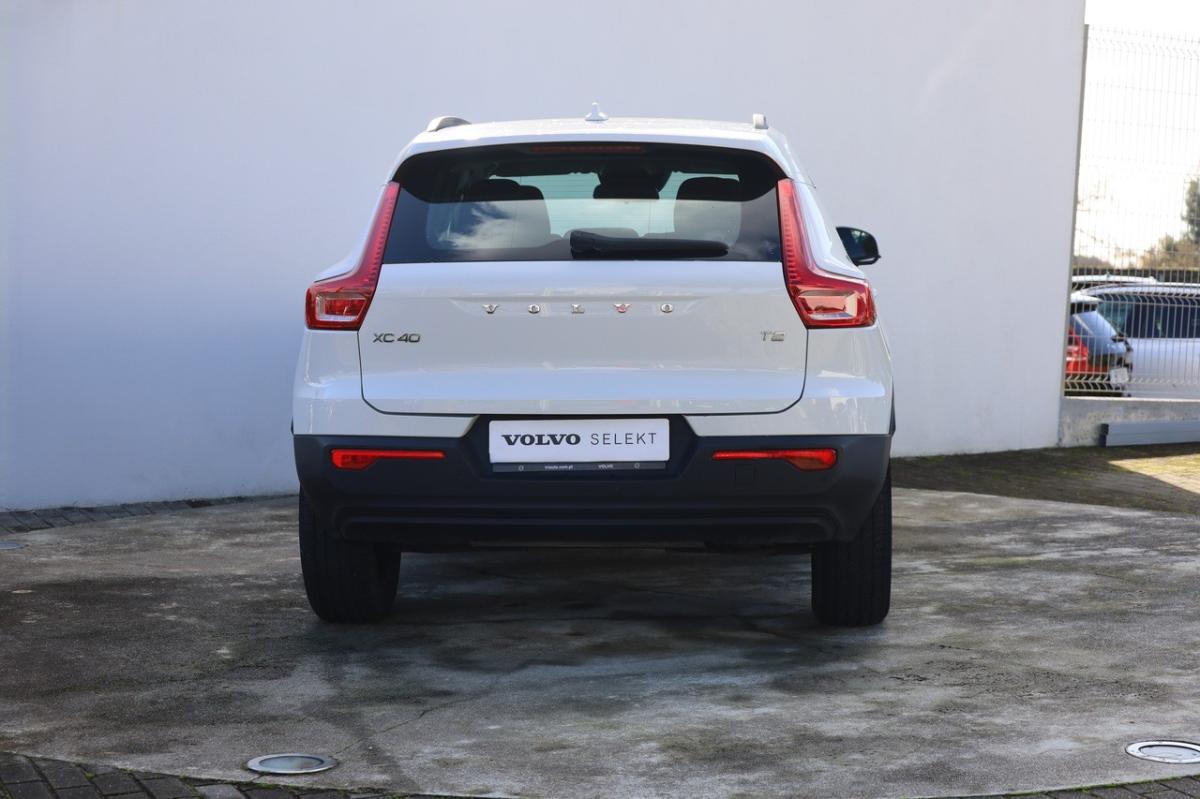 volvo-xc40-2021-gasolina-1477cc