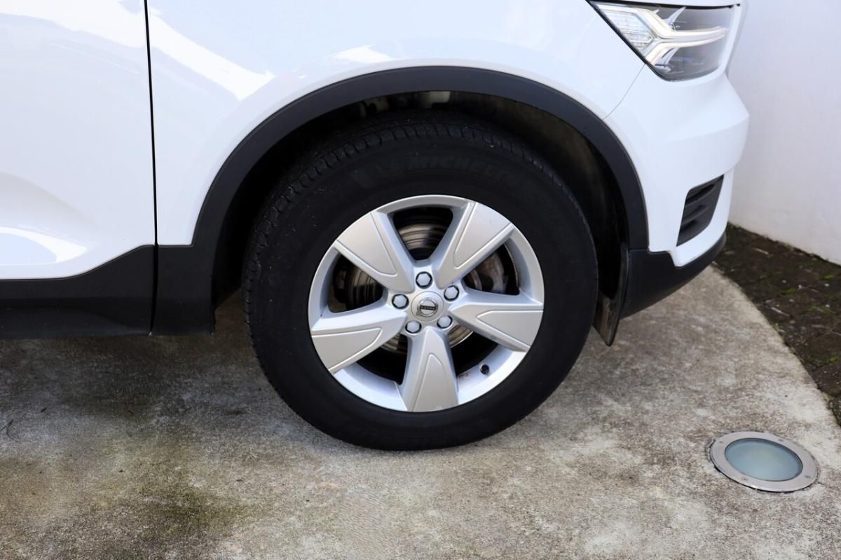 volvo-xc40-2021-gasolina-1477cc