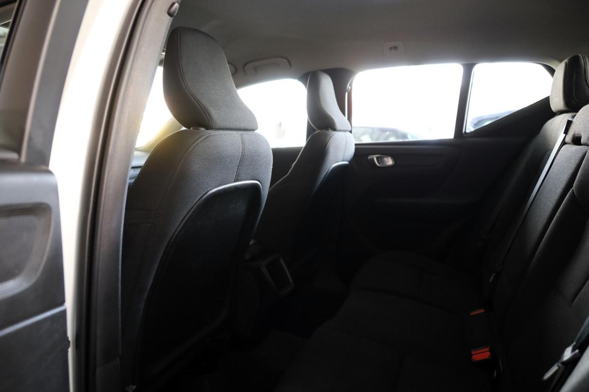 volvo-xc40-2021-gasolina-1477cc