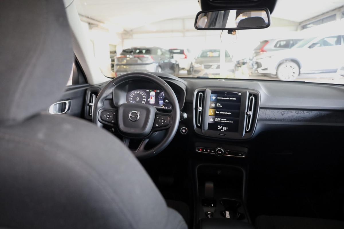 volvo-xc40-2021-gasolina-1477cc