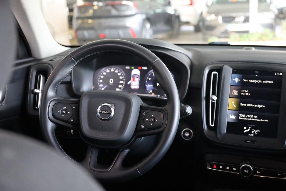 volvo-xc40-2021-gasolina-1477cc