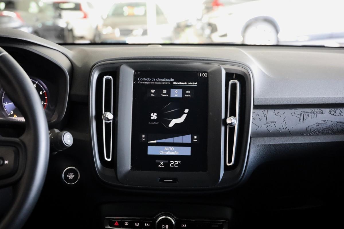 volvo-xc40-2021-gasolina-1477cc