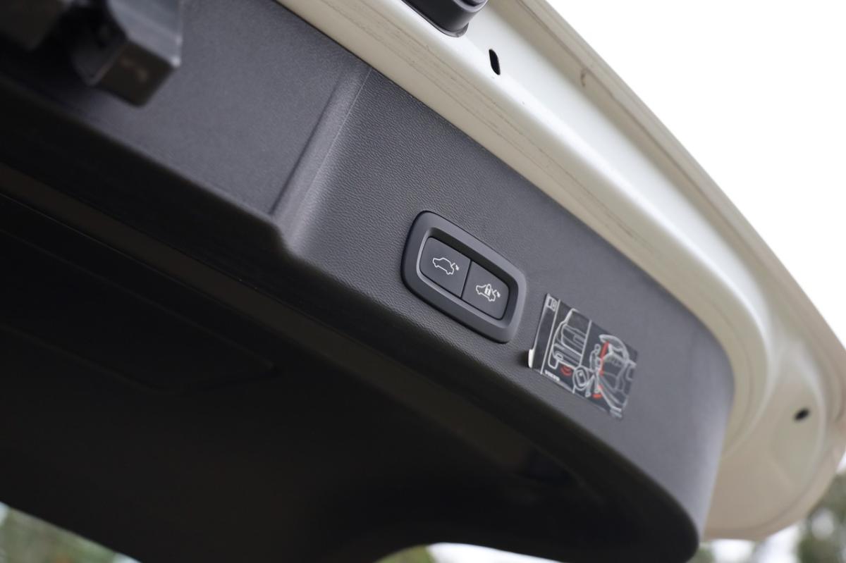 volvo-xc40-2021-hibrido-a-gasolina-1477cc