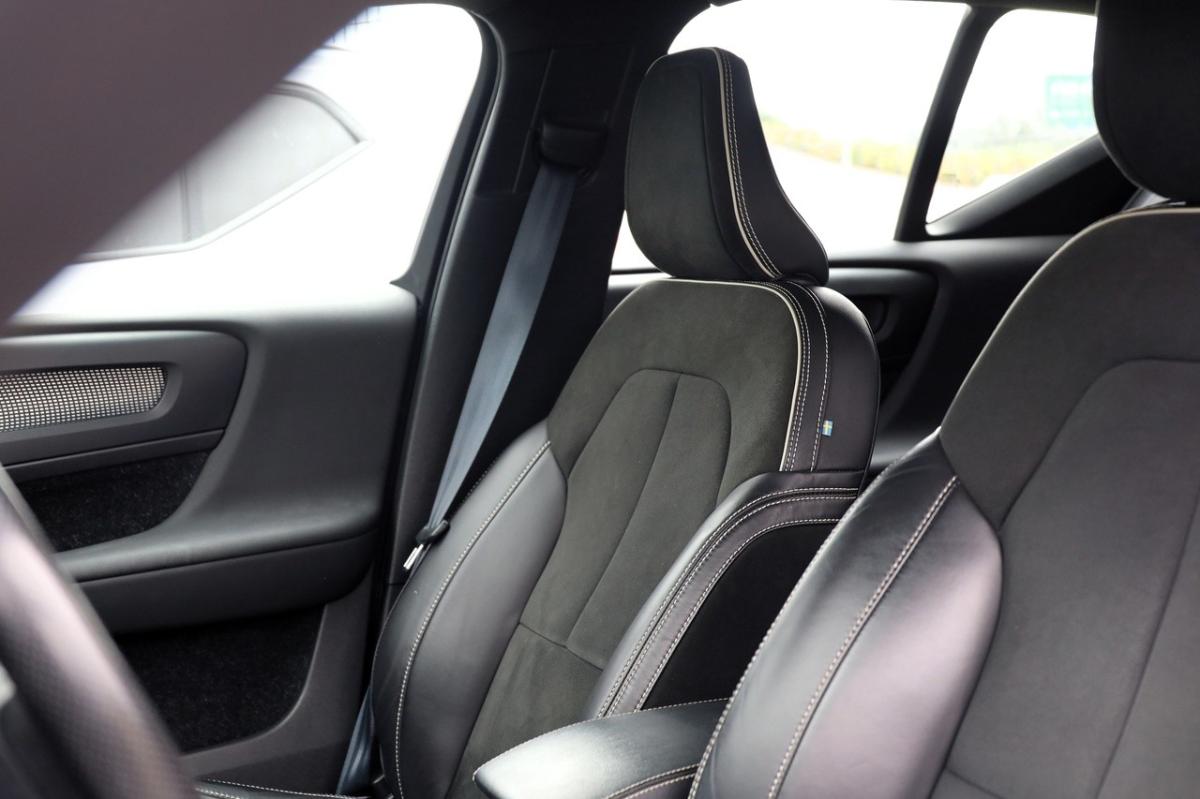 volvo-xc40-2021-hibrido-a-gasolina-1477cc