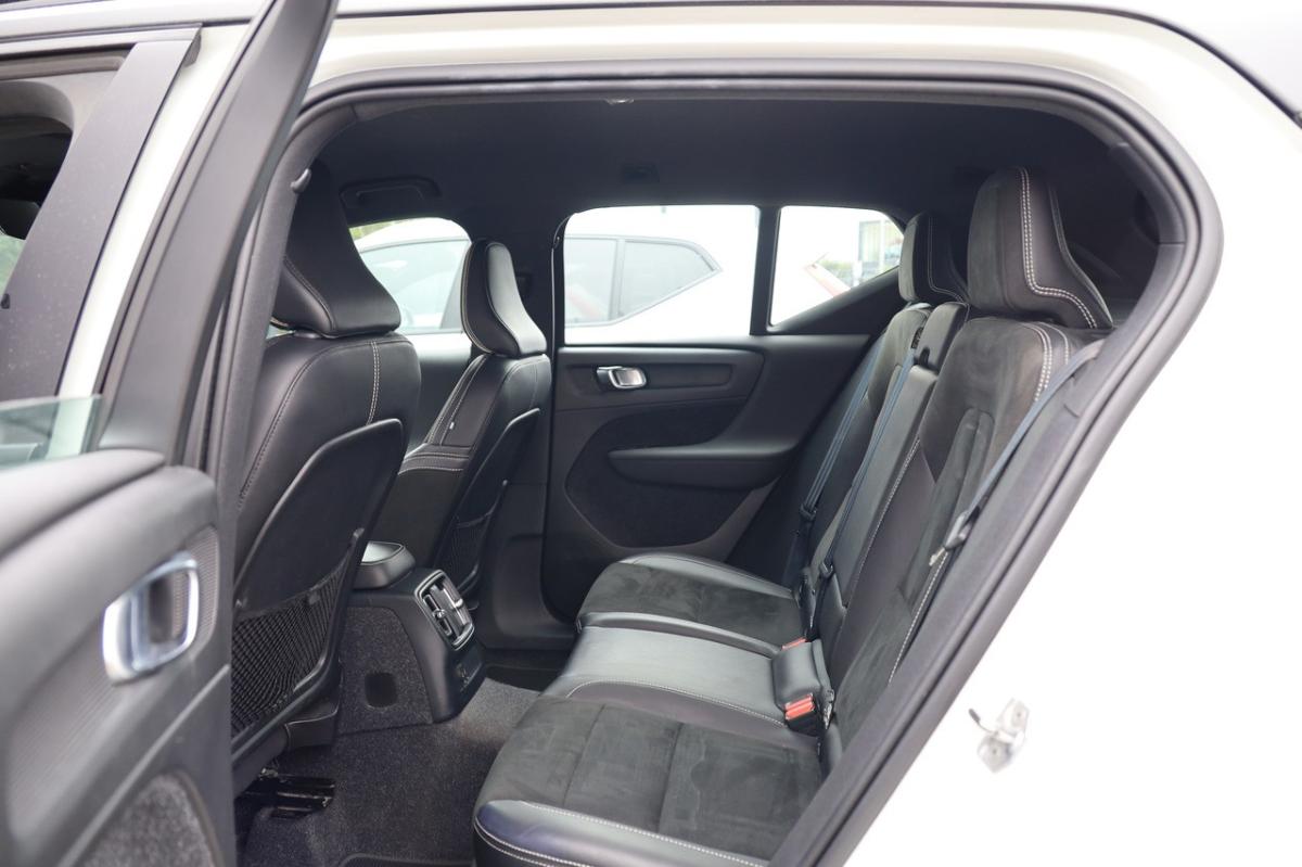 volvo-xc40-2021-hibrido-a-gasolina-1477cc