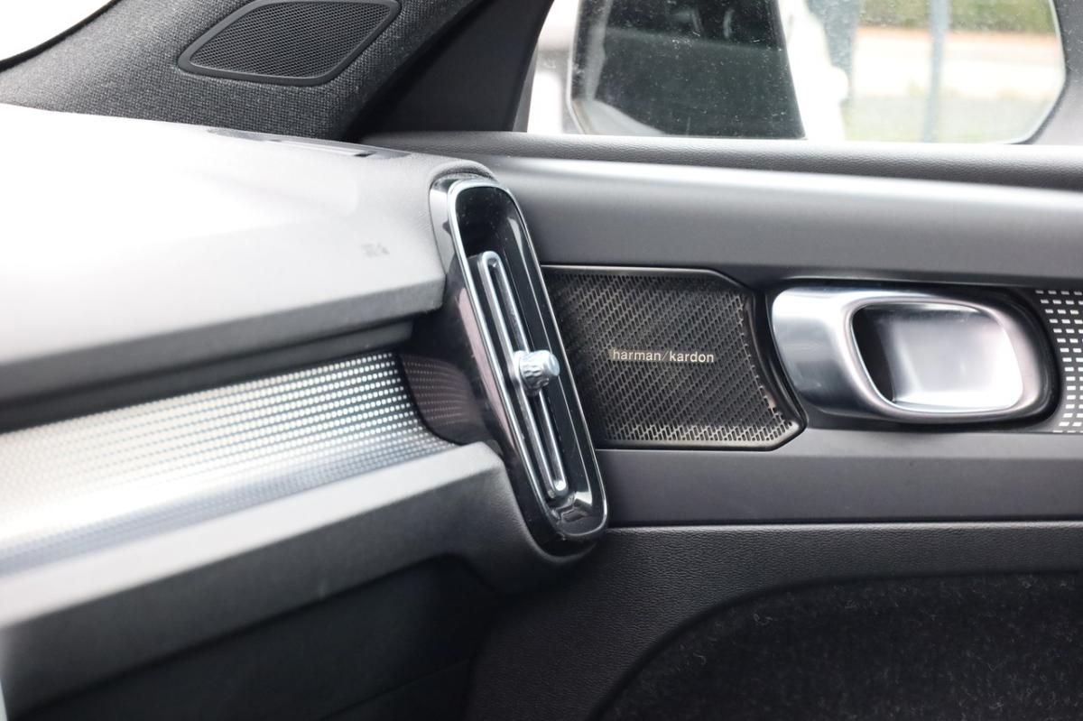 volvo-xc40-2021-hibrido-a-gasolina-1477cc