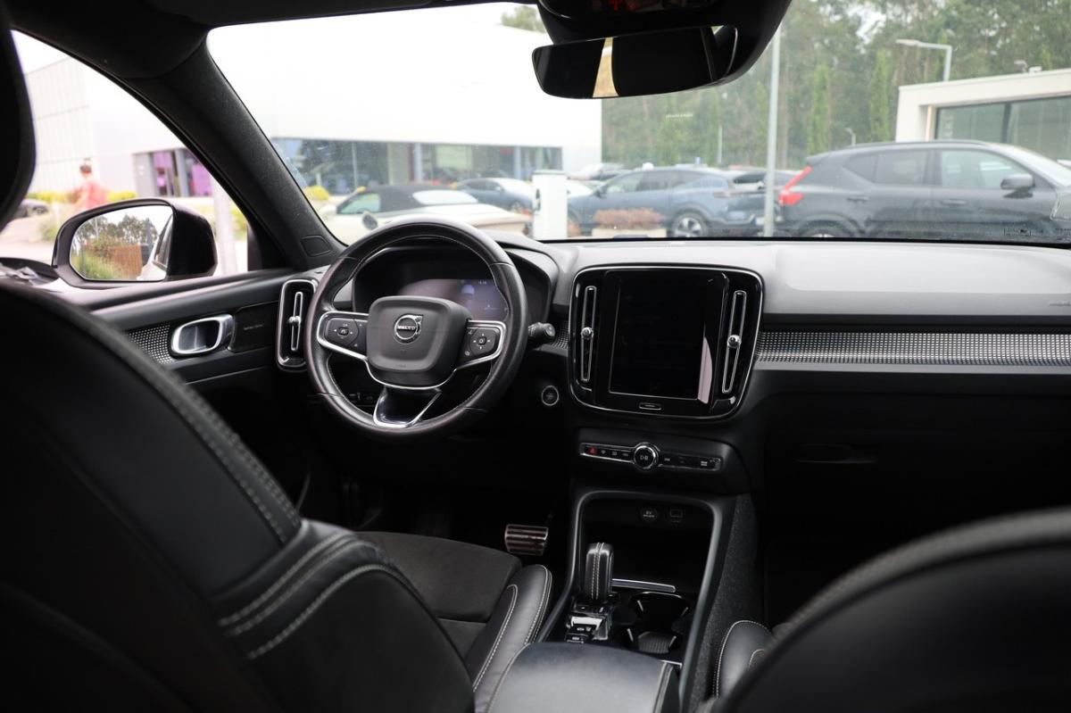 volvo-xc40-2021-hibrido-a-gasolina-1477cc