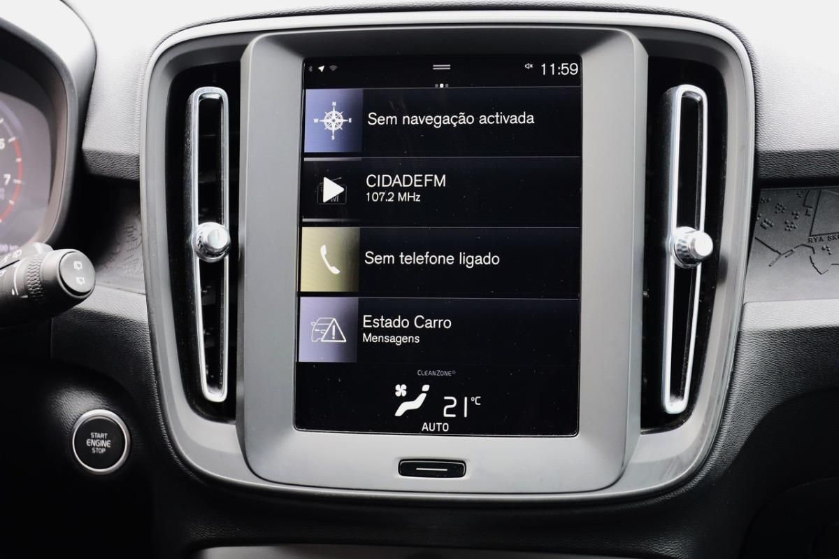 volvo-xc40-2022-gasolina-1477cc