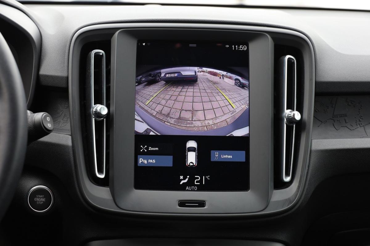 volvo-xc40-2022-gasolina-1477cc
