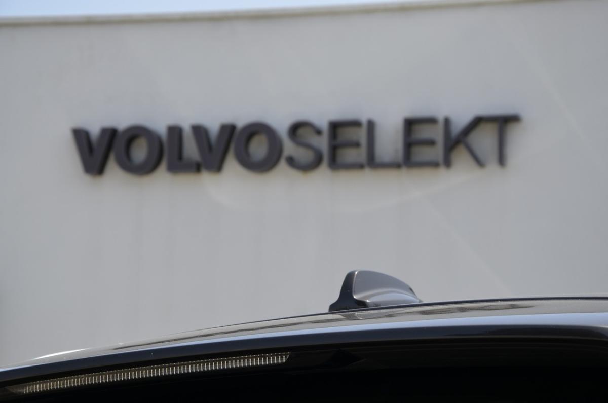 volvo-v60-2024-hibrido-a-gasolina-1969cc
