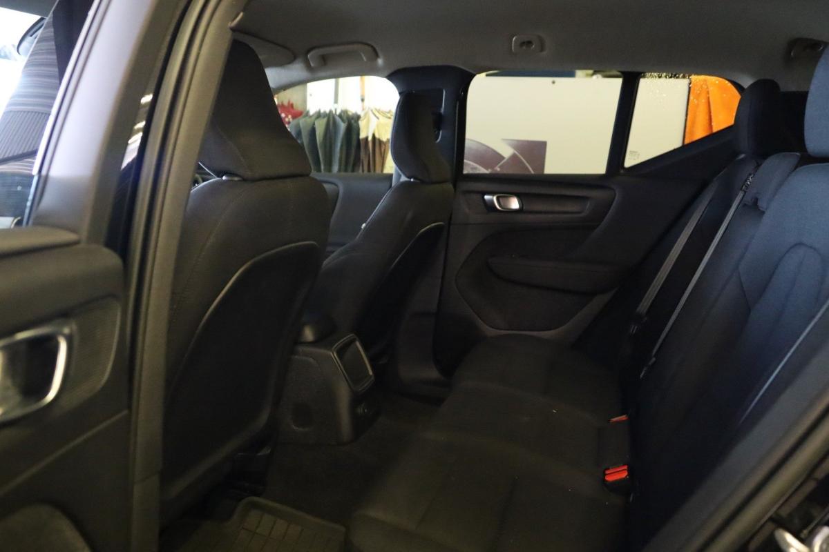volvo-xc40-2022-hibrido-a-gasolina-1477cc
