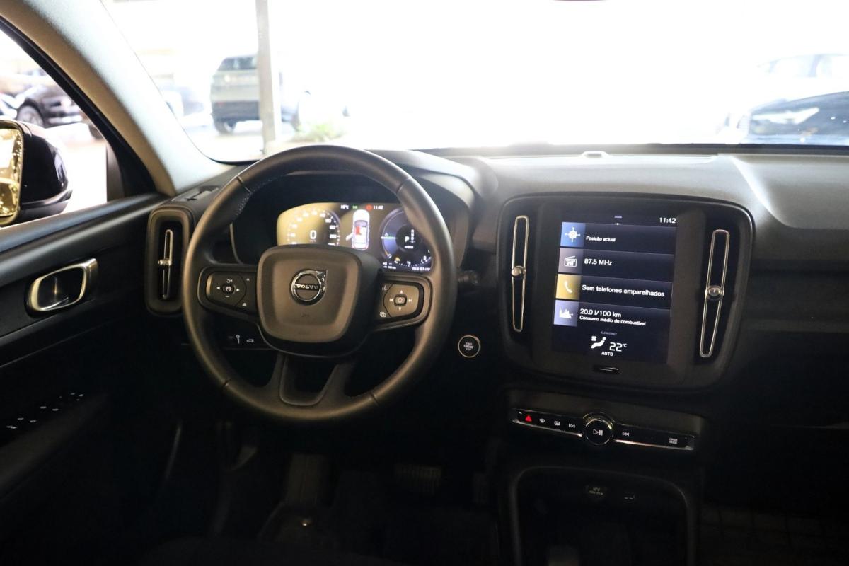 volvo-xc40-2022-hibrido-a-gasolina-1477cc