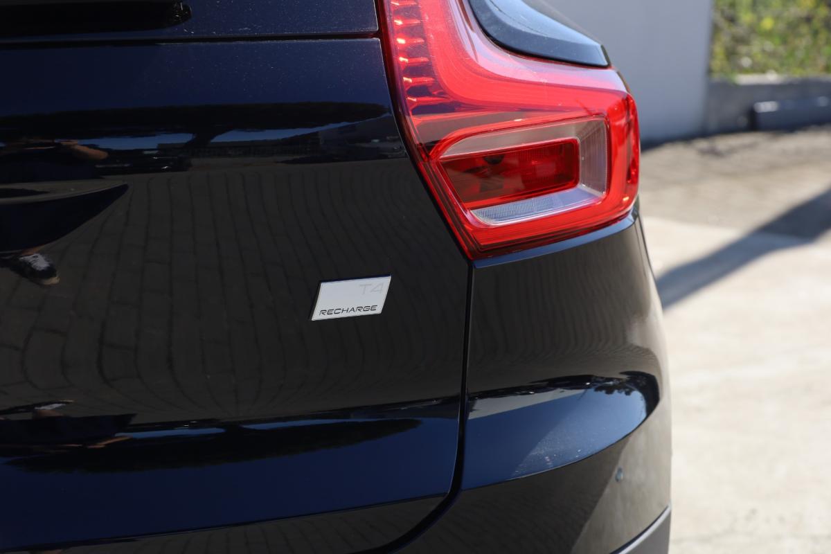 volvo-xc40-2022-hibrido-a-gasolina-1477cc