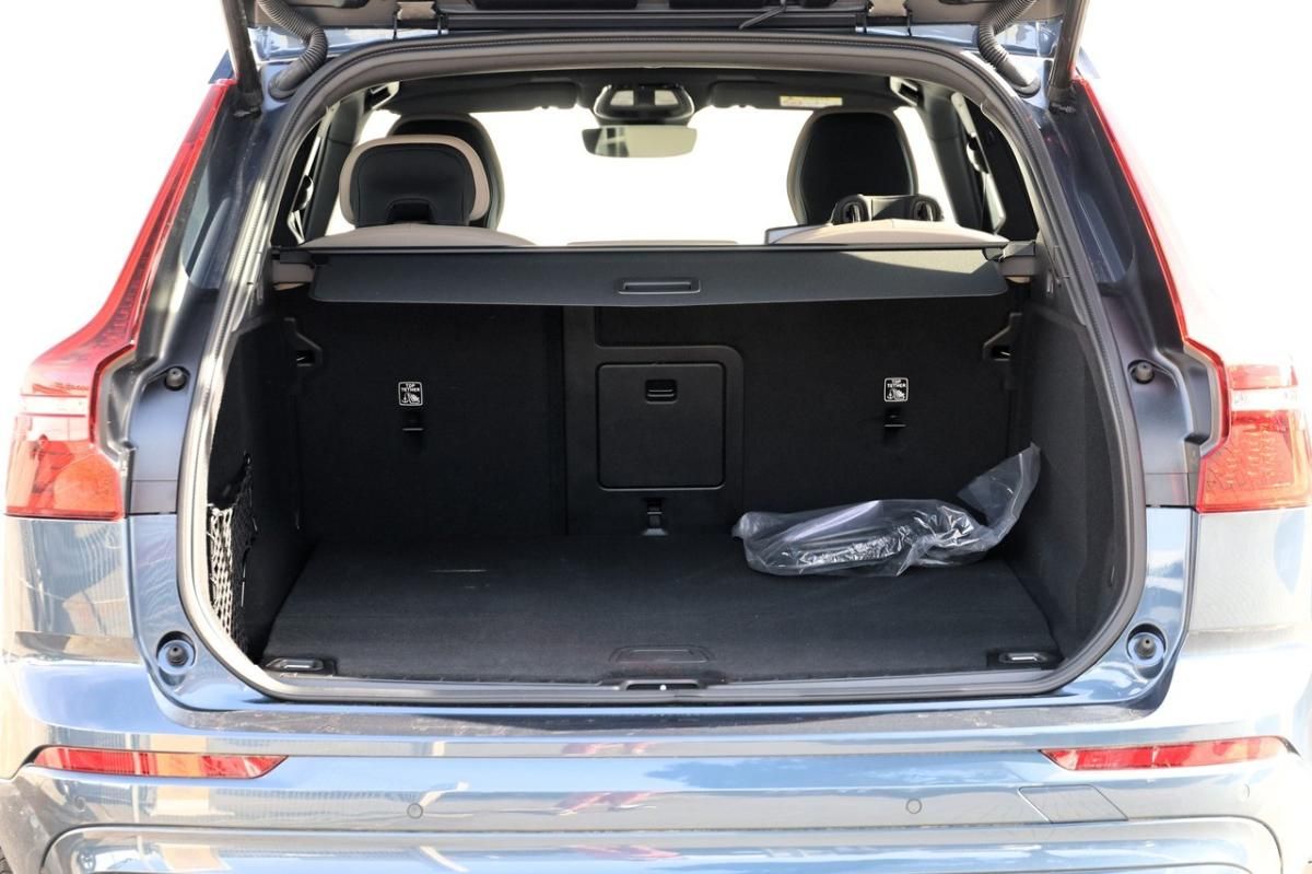 volvo-xc60-2026-hibrido-a-gasolina-1969cc