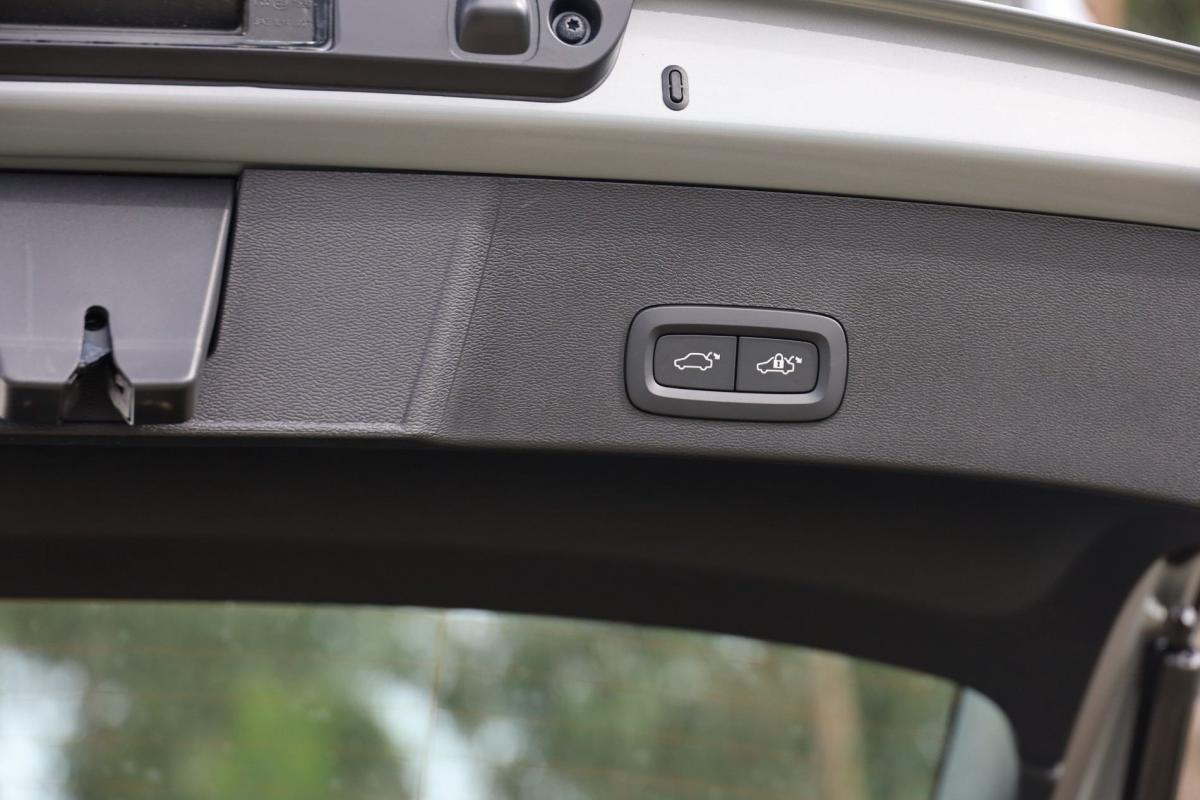 volvo-xc40-2026-gasolina-1969cc
