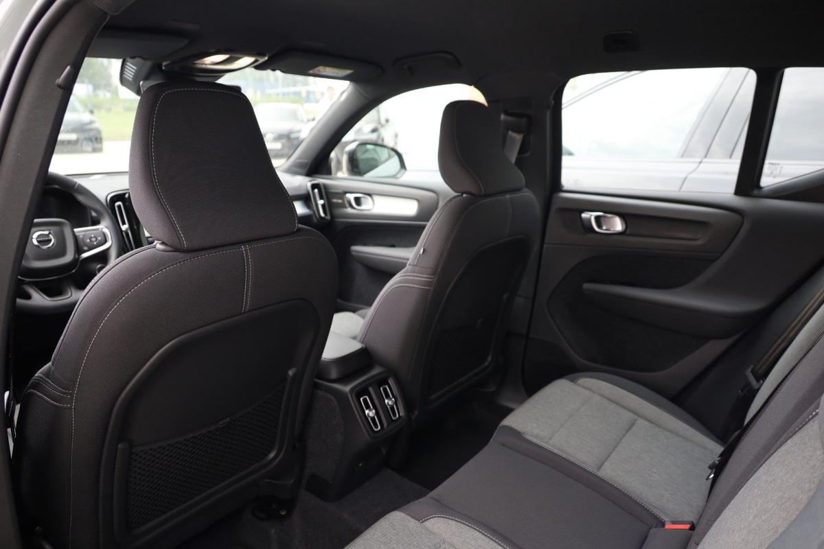 volvo-xc40-2026-gasolina-1969cc