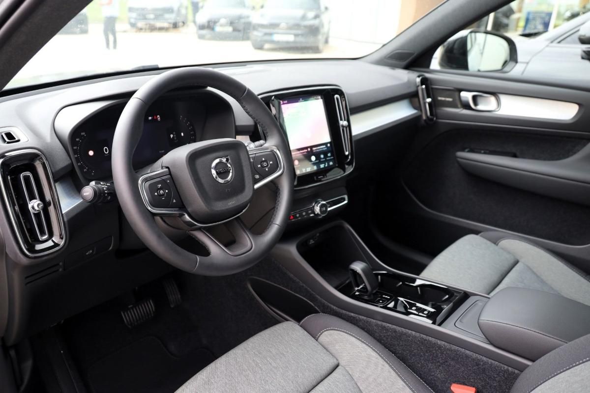 volvo-xc40-2026-gasolina-1969cc