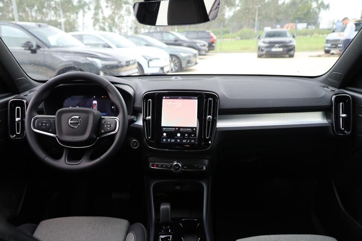 volvo-xc40-2026-gasolina-1969cc