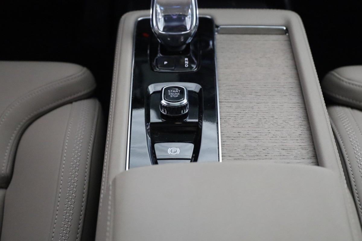 volvo-xc90-2025-hibrido-a-gasolina-1969cc