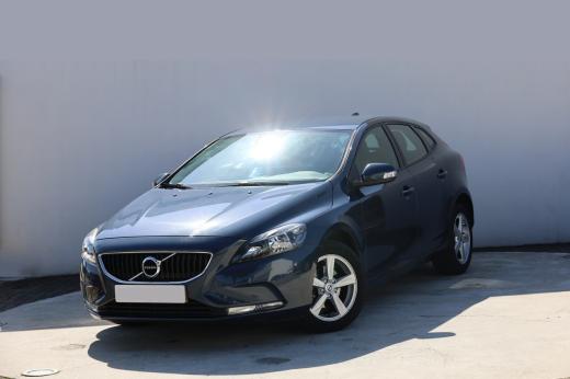 volvo-v40-2018-diesel-1969cc