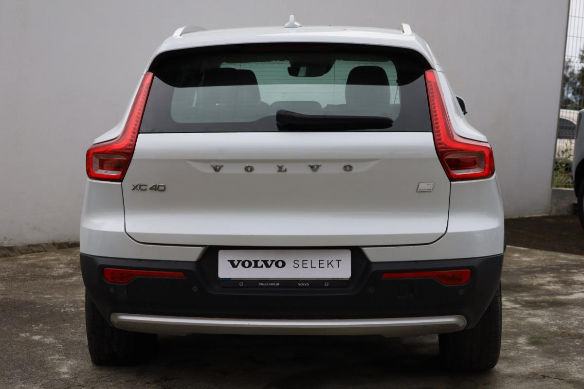 volvo-xc40-2023-hibrido-a-gasolina-1477cc
