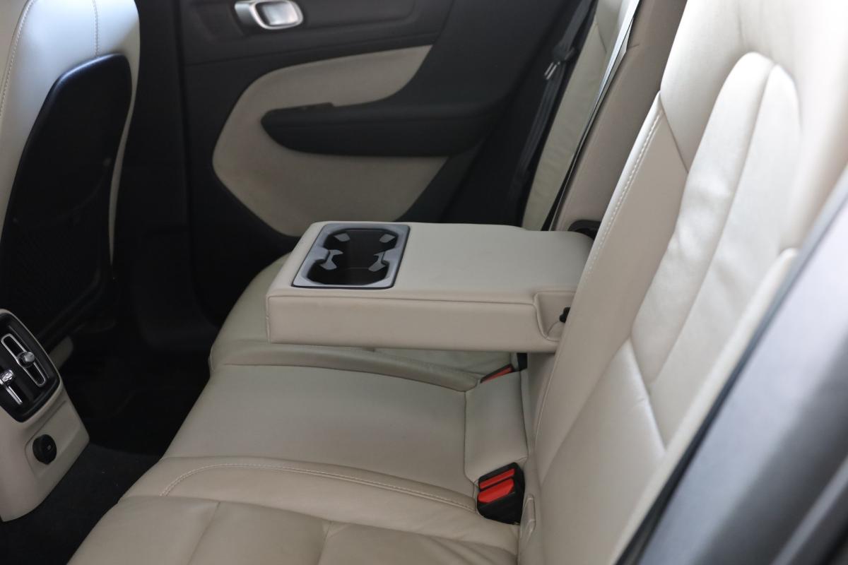 volvo-xc40-2023-hibrido-a-gasolina-1477cc