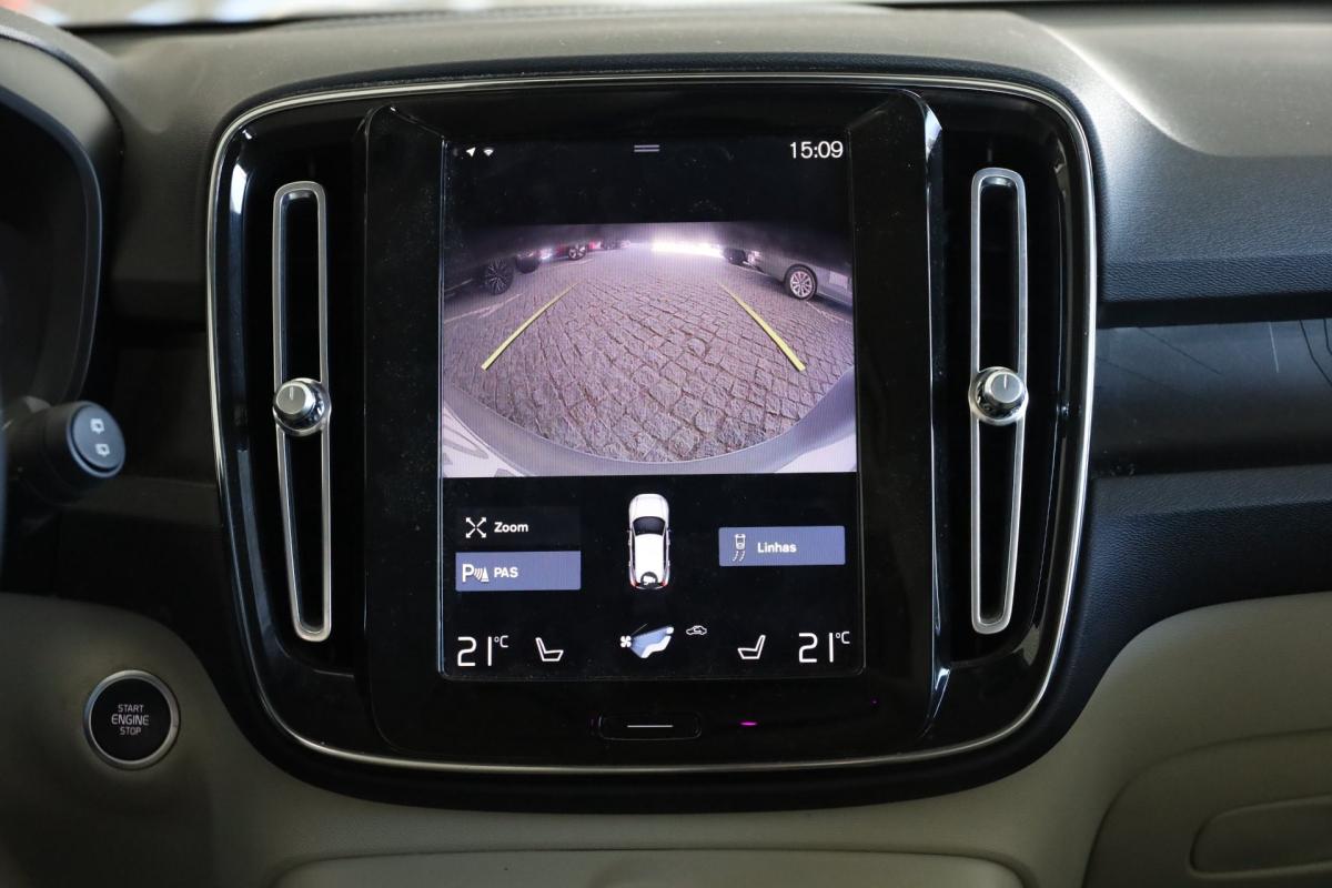 volvo-xc40-2023-hibrido-a-gasolina-1477cc
