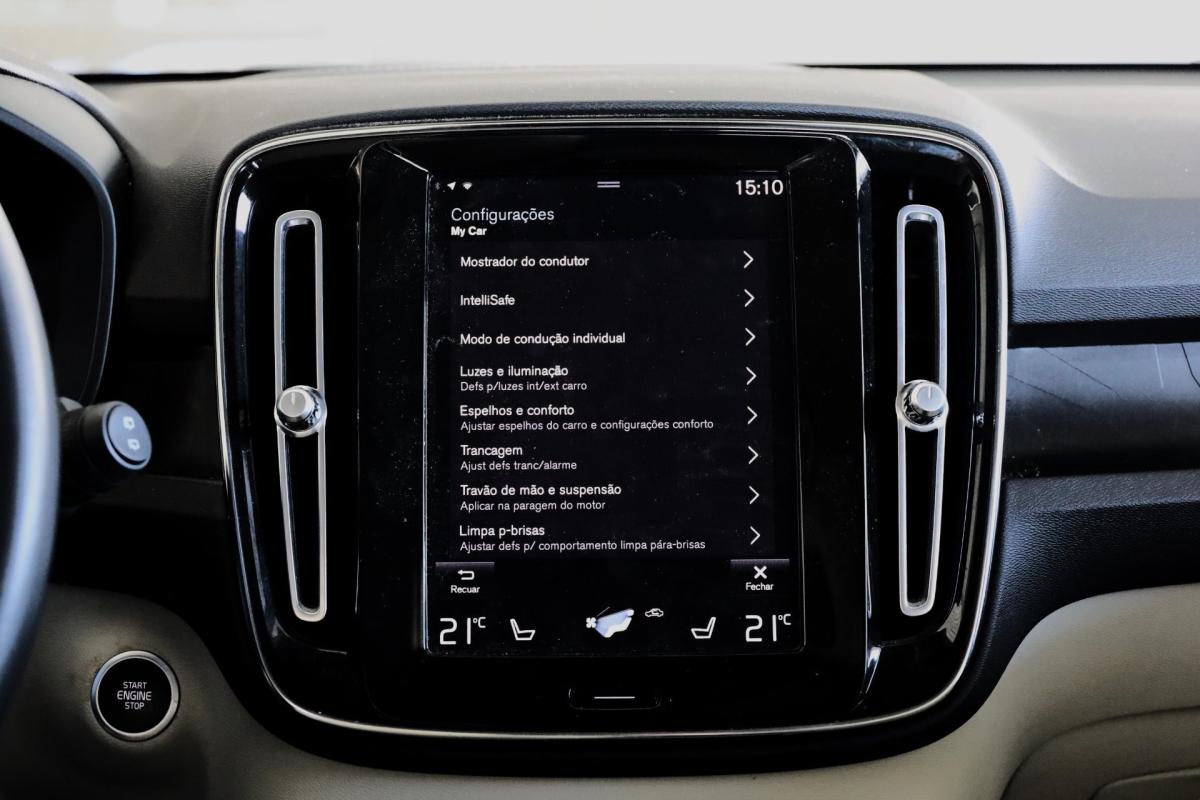 volvo-xc40-2023-hibrido-a-gasolina-1477cc