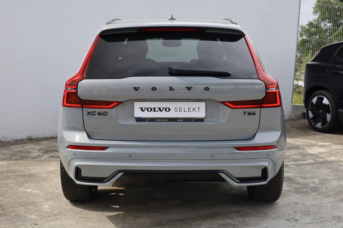 volvo-xc60-2025-hibrido-a-gasolina-1969cc