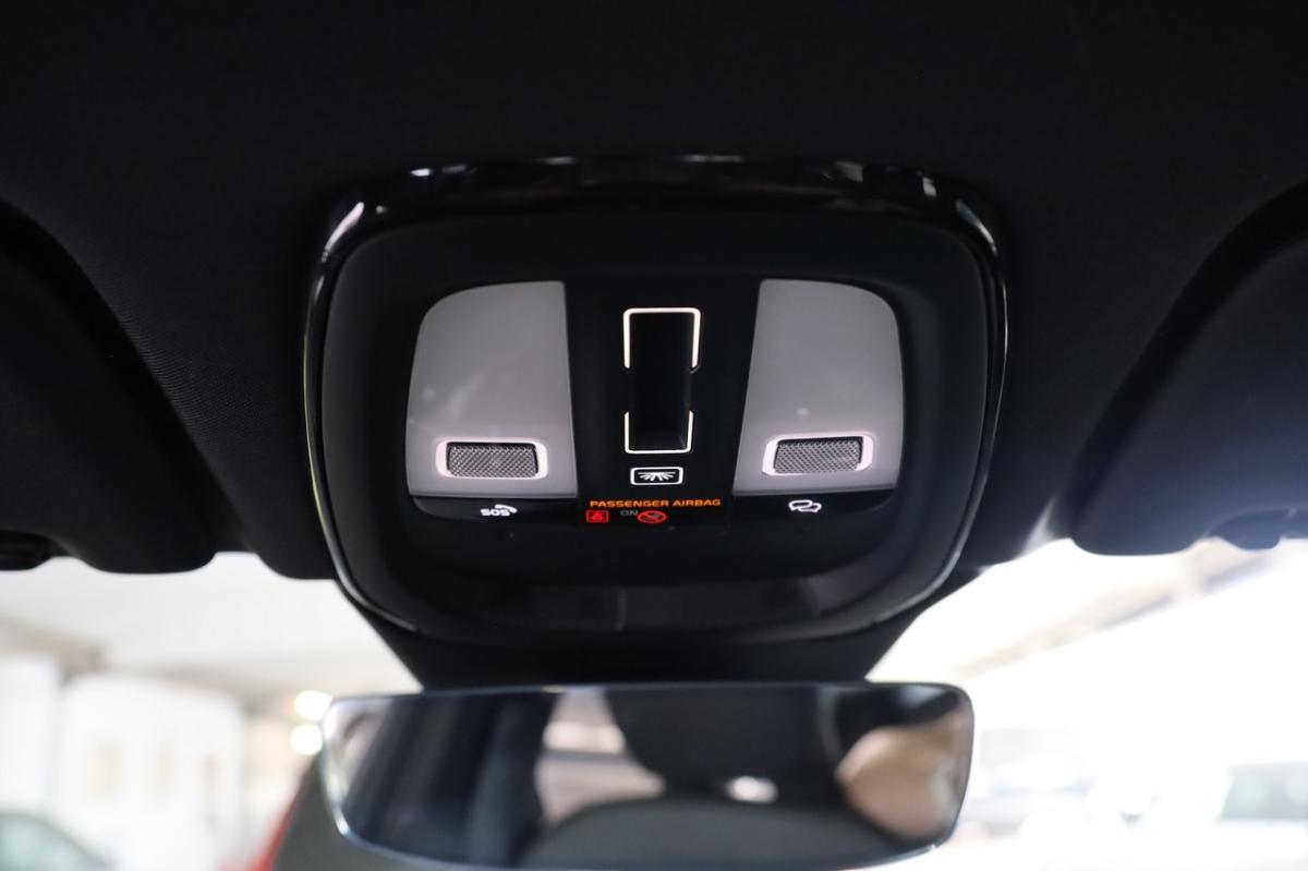 volvo-xc60-2025-hibrido-a-gasolina-1969cc