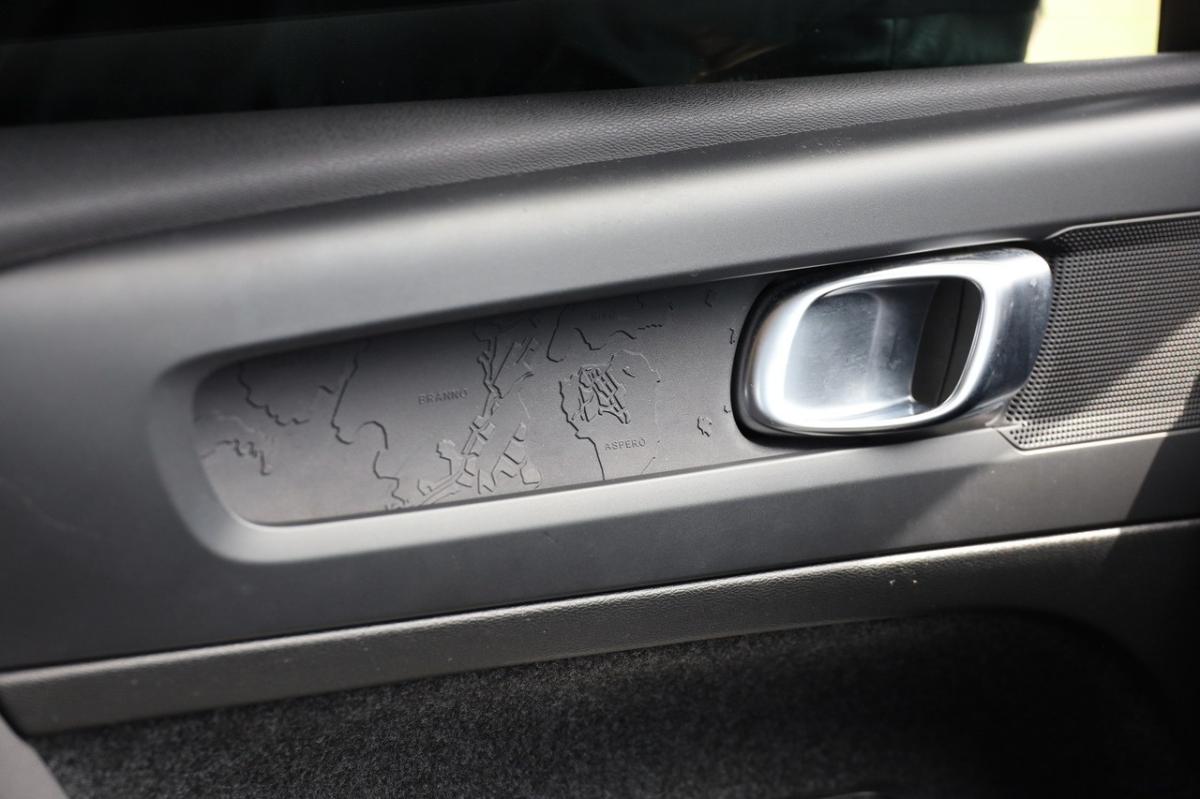 volvo-xc40-2022-gasolina-1477cc
