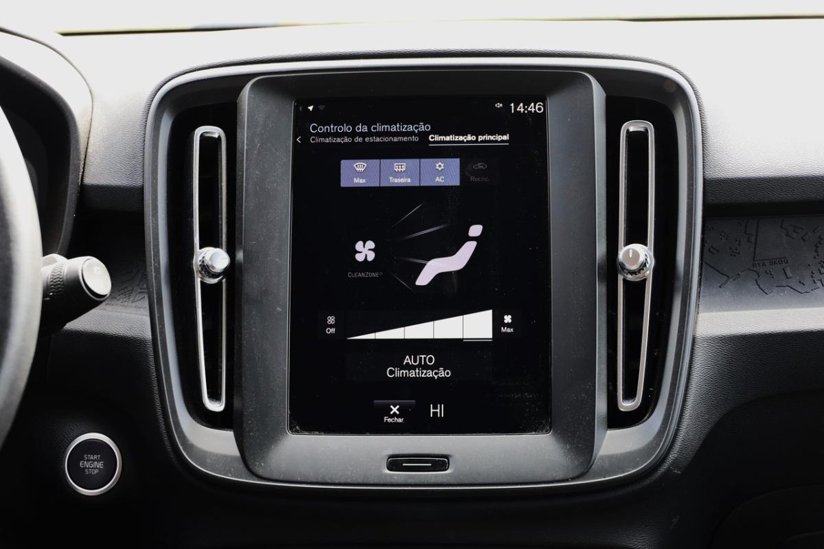 volvo-xc40-2022-gasolina-1477cc